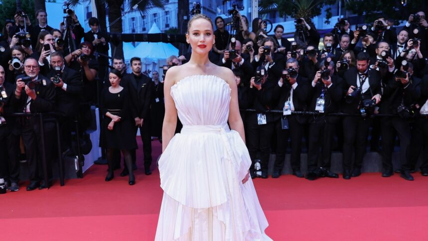 Jennifer Lawrence’s Sculptural Dior Dress at Cannes Is Inspired by a 1940s Design