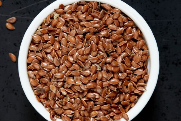 6 Flaxseed Benefits That Will Have You Eating Them Every Day