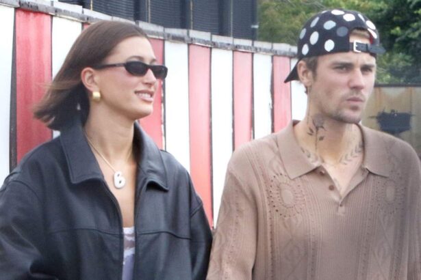 Hailey Bieber Supports Justin Bieber’s Rare Live Performance