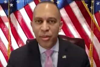 Hakeem Jeffries Obliterates CNN After They Claim Voters Don’t Trust Democrats