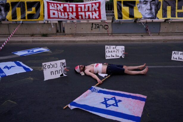 Hamas seeks changes to Gaza ceasefire proposal but US envoy calls it ‘unacceptable’ : NPR