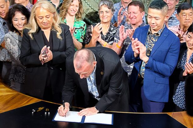 Hawaiʻi makes history as first state to charge tourists to save environment