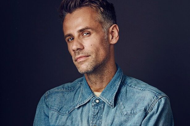 How Richard Bacon Became Unscripted TV’s Wildest Ideas Man