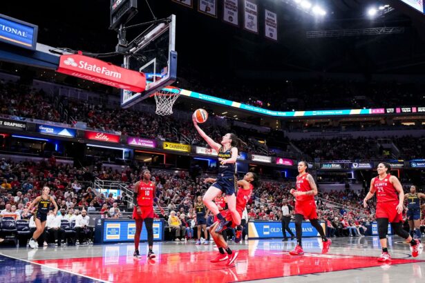 How did Indiana Fever star perform vs Atlanta Dream? (May 22)