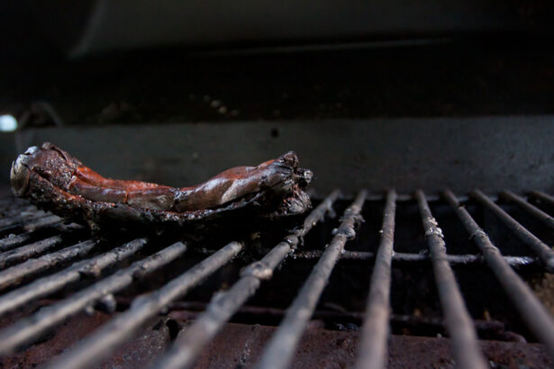 How to safely clean your grill