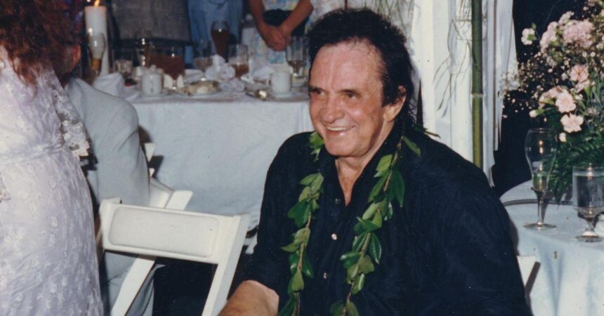 Johnny Cash’s Secret Life of Drugs, Booze, Lust and Criminal Behavior