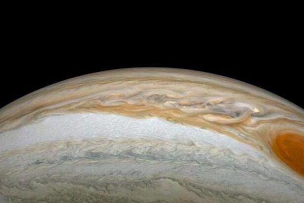 Jupiter Was Twice Its Current Ginormous Size, Scientists Discover : ScienceAlert