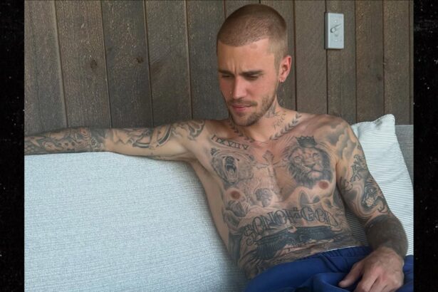 Justin Bieber’s Ready for Shirtless Summer With Son Jack Blues Bieber