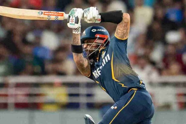 Kusal Mendis smashes back-to-back 6s off Trent Boult in 21-run over in GT vs MI IPL 2025 Eliminator [Watch]