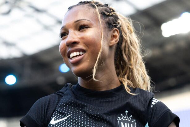 LOOK: Gotham FC forward Midge Purce makes Broadway debut in ‘Chicago’ during NWSL season