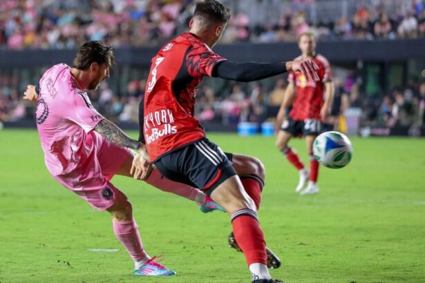 Lionel Messi scores golazo to get Inter Miami back on track in domination of New York Red Bulls