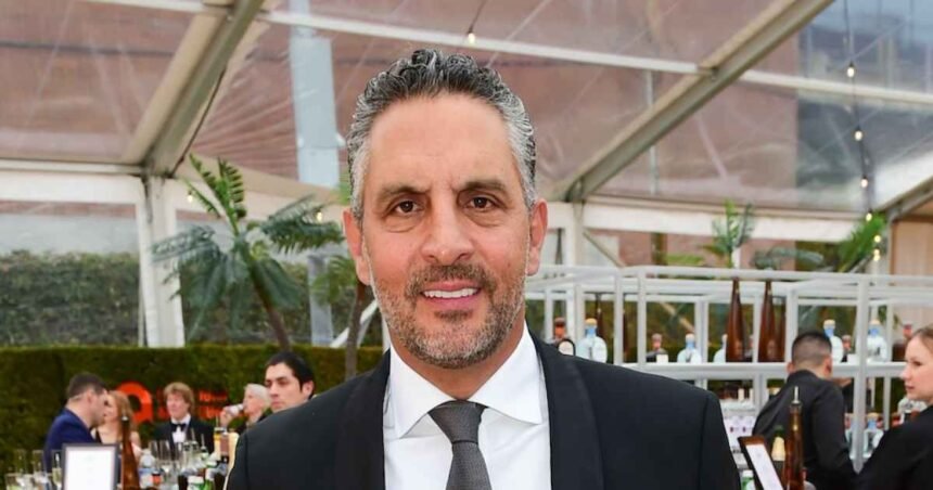 Mauricio Umansky Spotted Kissing Mystery Woman in L.A.