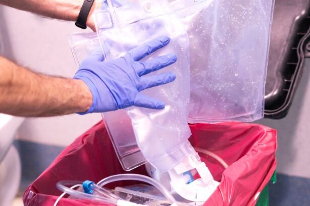 Microbe From Man’s Wound Able to Feed on Hospital Plastic : ScienceAlert