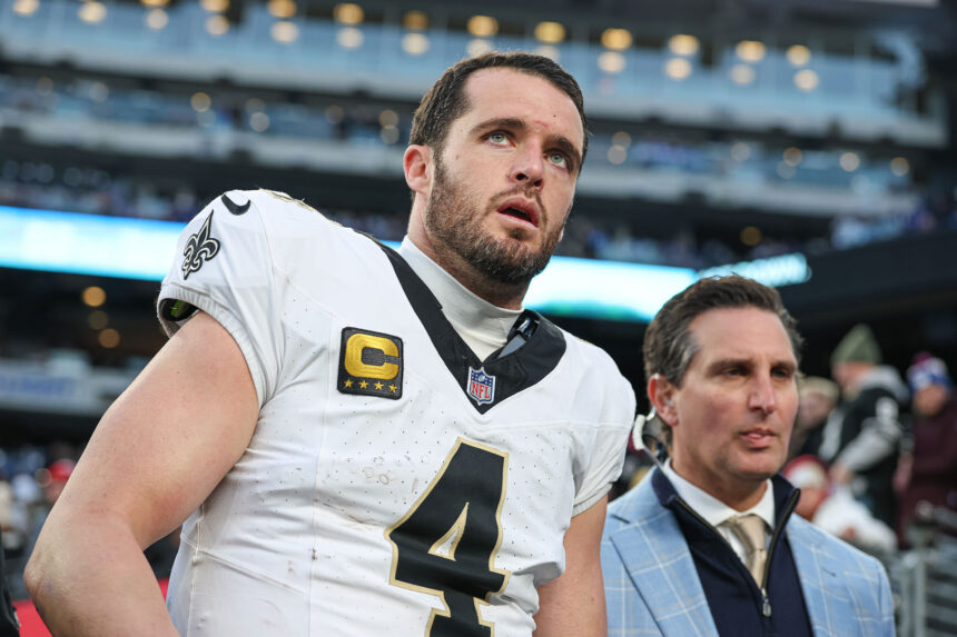 NFL insider reveals Derek Carr’s status after major injury with rookie Tyler Shough ready to step in