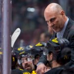 NHL fans react as ex-Canucks coach Rick Tocchet returns to Flyers as new HC