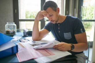 Negative net worth? Here are 3 things you can do to fix it.