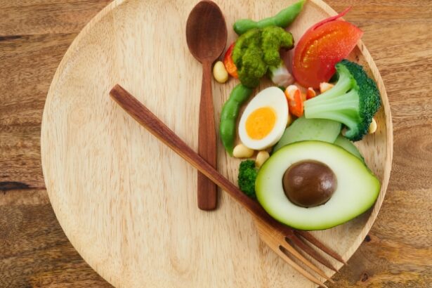 New Study Reveals an Easier Alternative to Intermittent Fasting : ScienceAlert