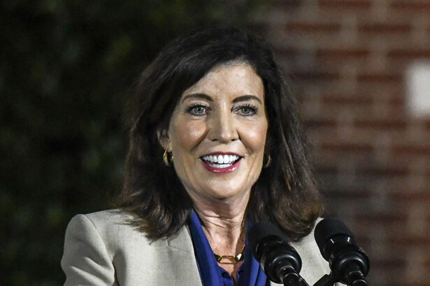 Kathy Hochul Signs SAG-AFTRA Bills to Regulate AI Performers