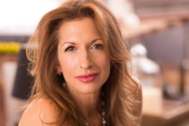 ‘Orange is the New Black’ Star Alysia Reiner Signs With Fusion