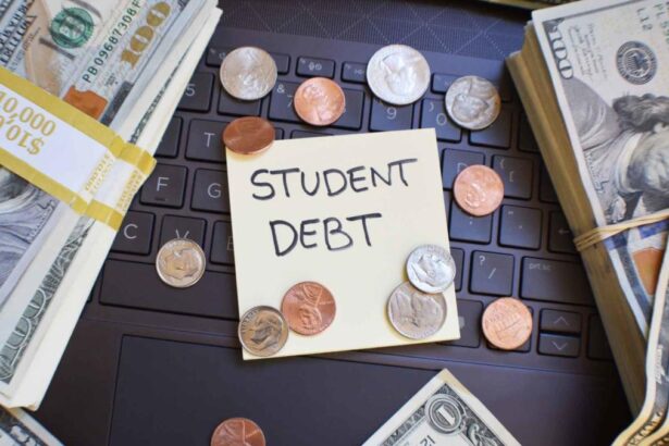 Over 1 in 5 Student Loan Borrowers Are ‘Seriously Delinquent’ — 4 Things You Can Do