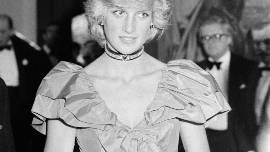 From American Gigolo to Princess Diana—Bottega Veneta Celebrates 50 Years of Its Iconic Intrecciato Bags