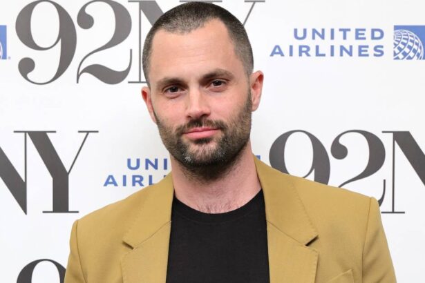 Penn Badgley Clarifies 4-Year-Old Son’s Name Isn’t James