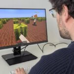Playing this Minecraft game hints at how we learn in real life