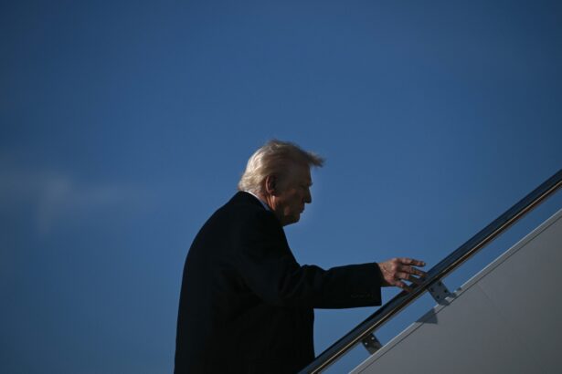 Qatar is said to be giving Trump a new plane : NPR