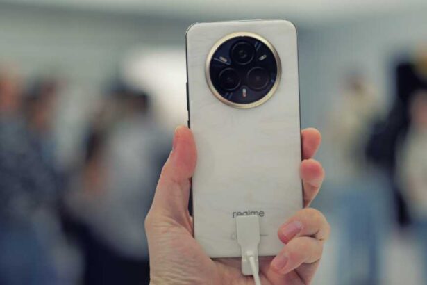 Realme GT 7 Concept Phone Packs Huge 10000mAh Battery