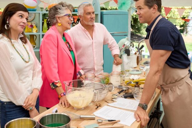 Roku Expands ‘Great American Baking Show,” Andrew Rannells Host