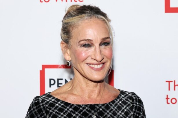 Sarah Jessica Parker Just Raved About This  Lip Plumper