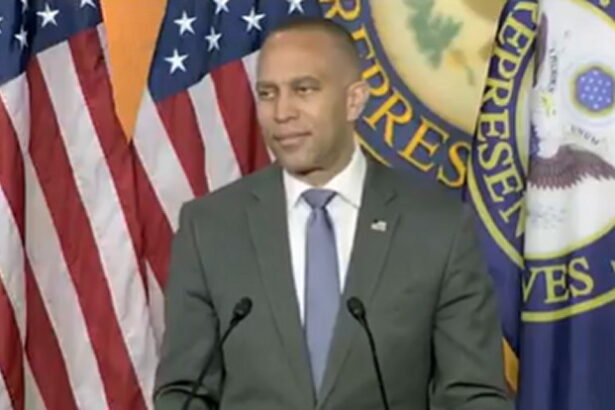 Shameless Liar Hakeem Jeffries Accuses Republicans of Pushing ‘Conspiracy Theories’ When Asked if Democrats Were Dishonest About Biden’s Health (VIDEO) |
