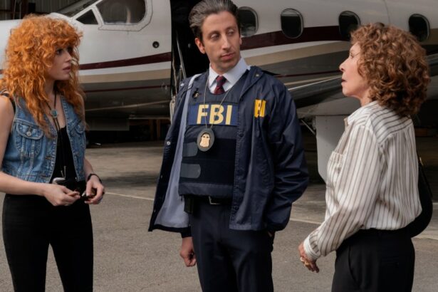 Simon Helberg on John Mulaney and Big Shootout Scene