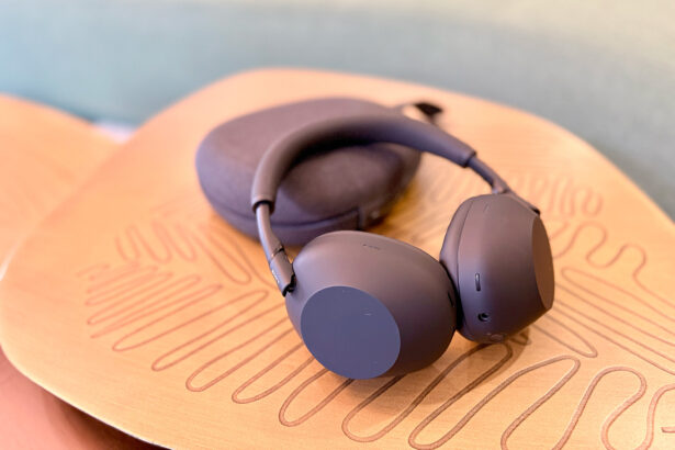 Sony’s new Bluetooth headphones fix the last generation’s biggest issue, and sound better doing it