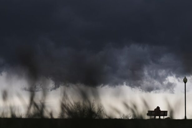 Spring storm threatens up to 2 feet of snow in Colorado’s mountains