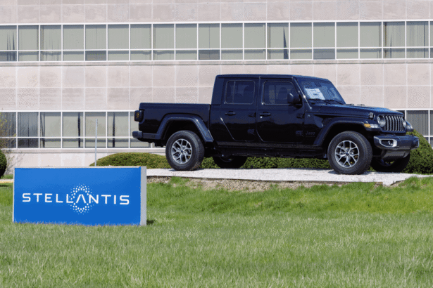 Struggling Stellantis Picks Insider to Steer Turnaround Effort