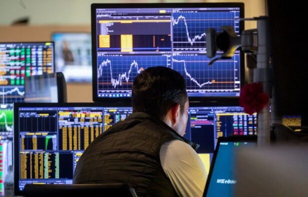 Surge in Chinese listings drives boom for US small-cap IPO market