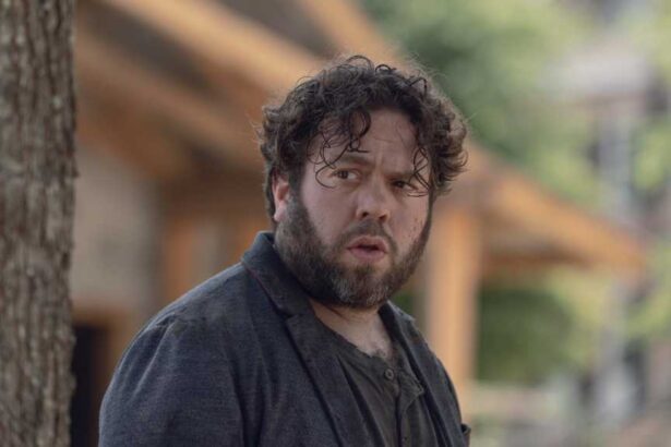 The Walking Dead Star Reveals He’d Love a Part in the Star Wars Universe