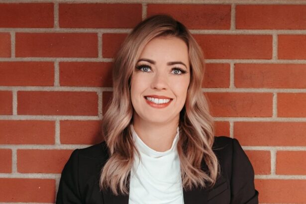 These 4 money habits can help you feel more secure, says this financial advisor