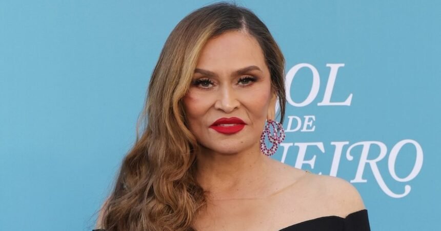 Tina Knowles’ Memoir Event Interrupted by Wardrobe Malfunction