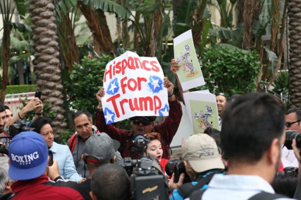 Trump’s approval hits 50% in 2025: Hispanics lead with 62% as the left loses ground among independent voters.