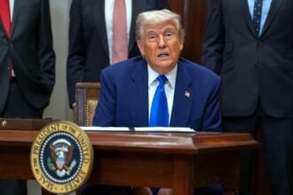 Trump’s plan to accept free Air Force One replacement from Qatar raises ethical and security worries