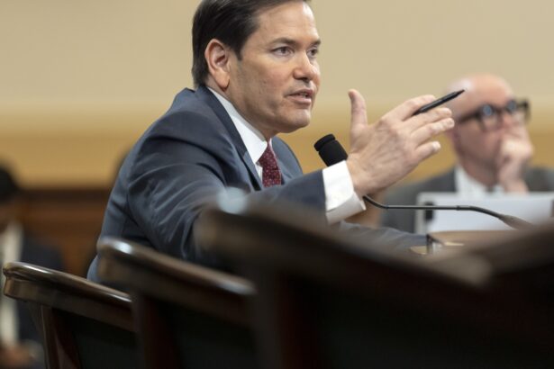 U.S. stops scheduling visa interviews for foreign students : NPR