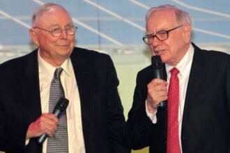 Warren Buffett says stocks offer ‘much more opportunity’ than real estate — and Charlie Munger would’ve agreed
