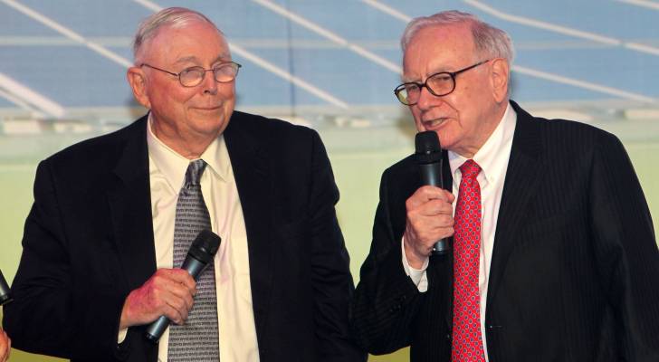 Warren Buffett says stocks offer ‘much more opportunity’ than real estate — and Charlie Munger would’ve agreed