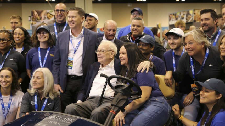 Warren Buffett tells WSJ he stepped aside as CEO after feeling old