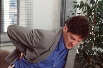 Why It’s Difficult For People With Chronic Pain To Gain Their Doctor’s Trust