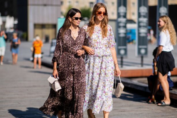 19 Flattering Summer Dresses That Blend Charleston and Paris