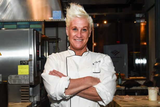 911 Caller Says Anne Burrell Went Into Cardiac Arrest Before Death