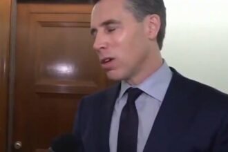 A Chilling Story From Josh Hawley That Shows Trump’s Decline